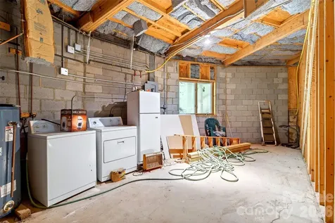 1614 Gateway Parkway Old Fort NC 28762