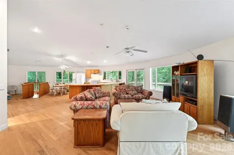 1614 Gateway Parkway Old Fort NC 28762