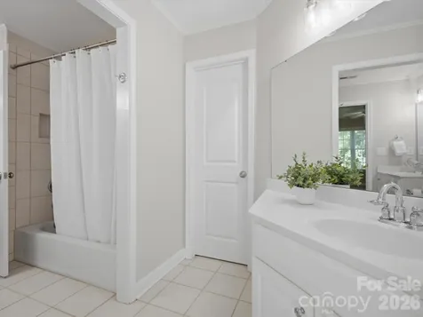 3422 Delamere Drive Matthews NC 28104