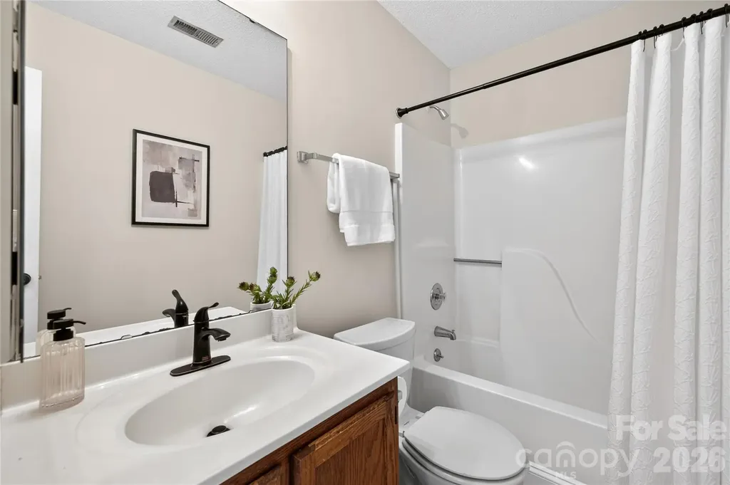 907 Gretna Green Drive Charlotte NC 28217