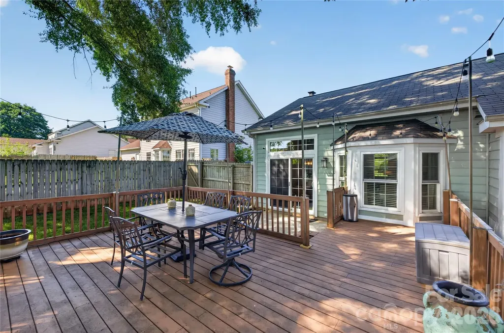 907 Gretna Green Drive Charlotte NC 28217