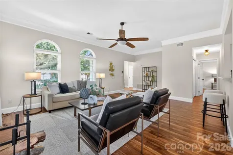 907 Gretna Green Drive Charlotte NC 28217