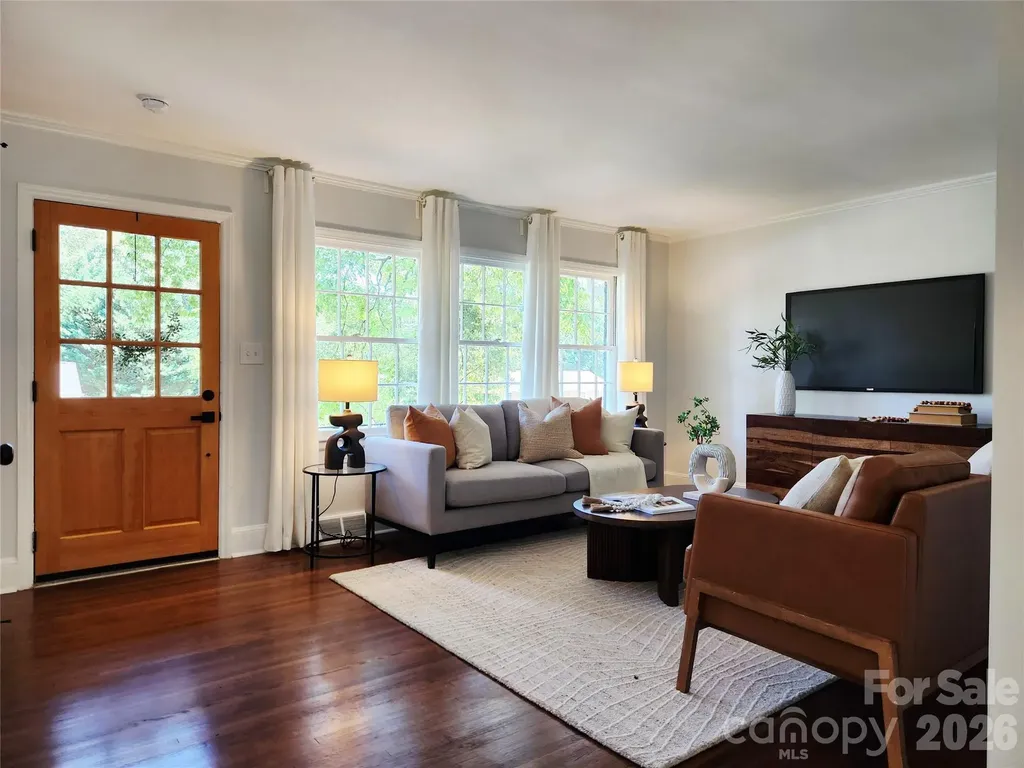 3528 Enfield Road Charlotte NC 28205
