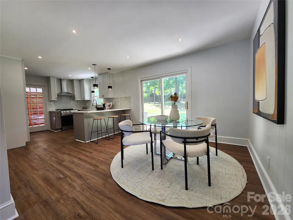 3528 Enfield Road Charlotte NC 28205