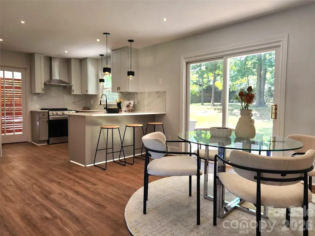 3528 Enfield Road Charlotte NC 28205