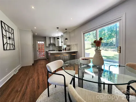 3528 Enfield Road Charlotte NC 28205