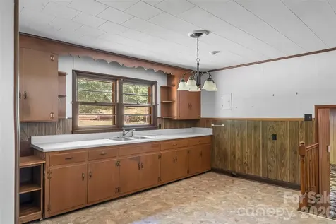 5350 Jay Road Morganton NC 28655