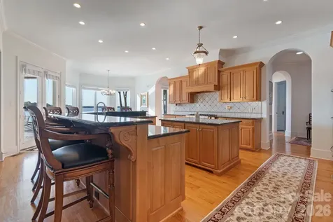 2477 Peninsula Shores Court Denver NC 28037