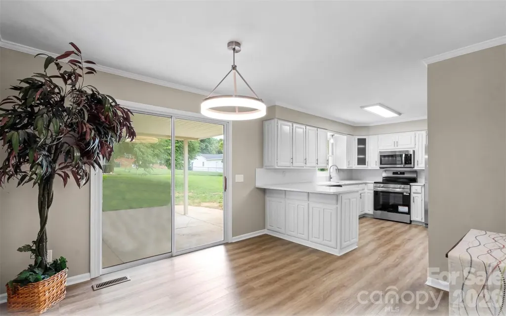 2910 Floral Drive Albemarle NC 28001