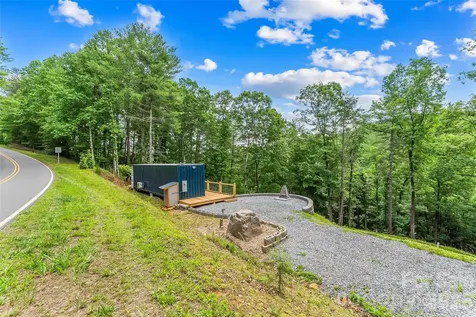 678 Forest Lake Heights Drive Nebo NC 28761