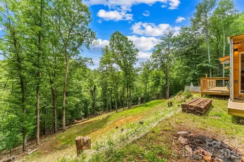 678 Forest Lake Heights Drive Nebo NC 28761