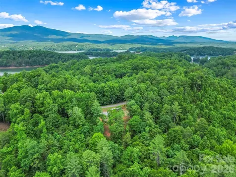 678 Forest Lake Heights Drive Nebo NC 28761