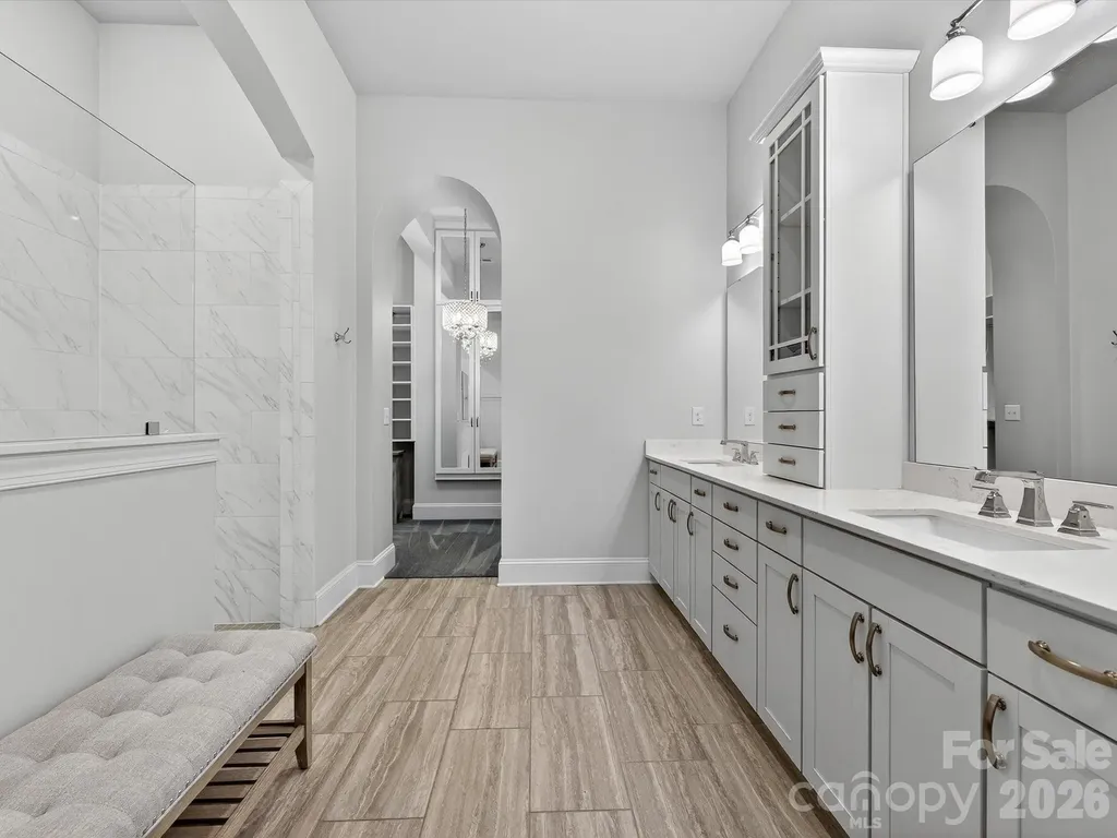 13105 Kornegy Drive Charlotte NC 28277