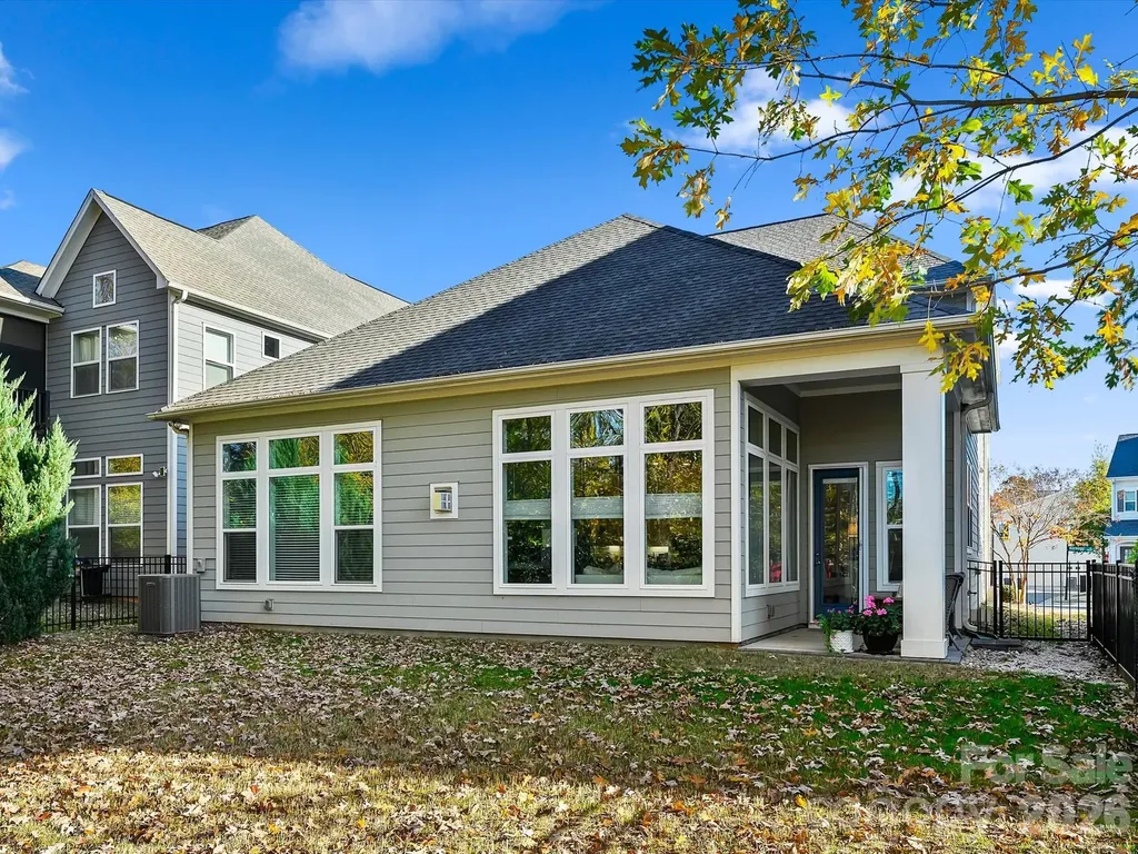 13105 Kornegy Drive Charlotte NC 28277