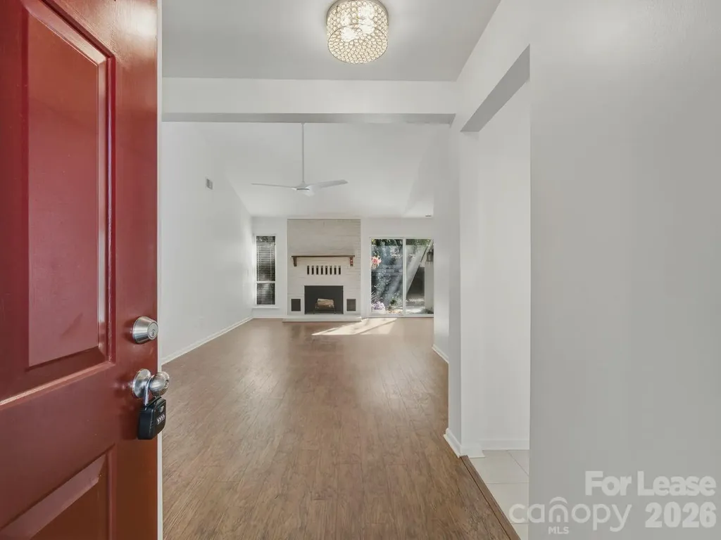 1077 Sardis Cove Drive Charlotte NC 28270