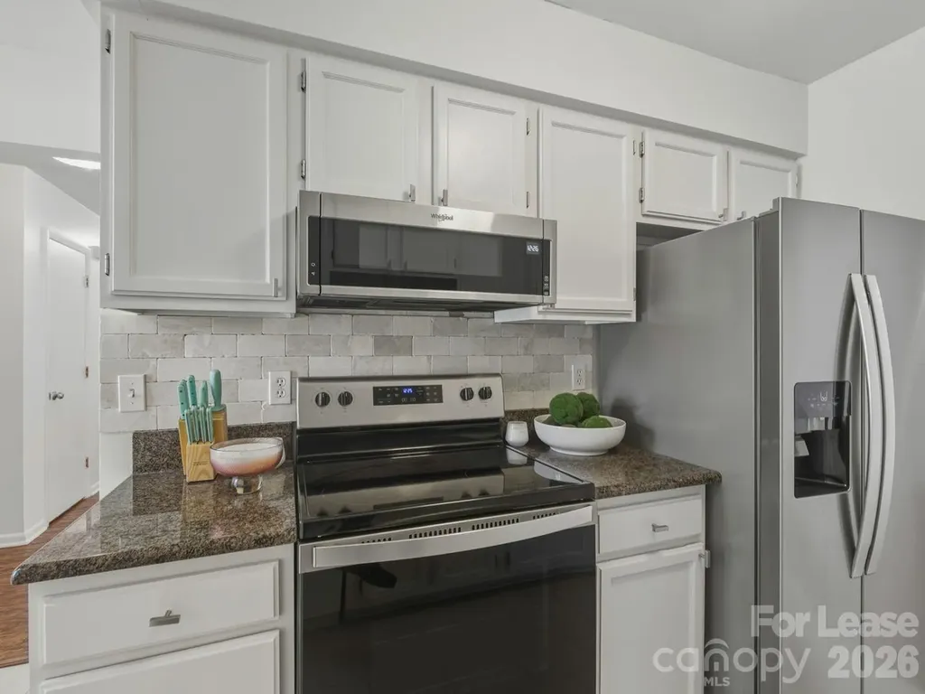 1077 Sardis Cove Drive Charlotte NC 28270