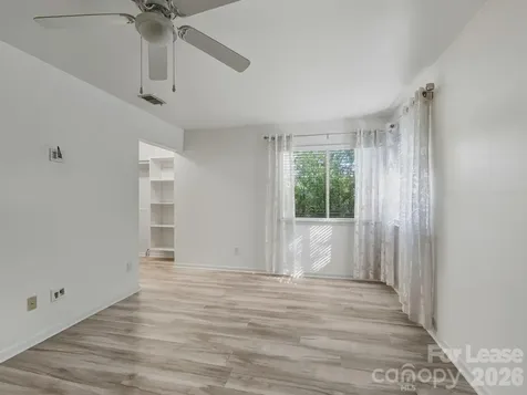 1077 Sardis Cove Drive Charlotte NC 28270
