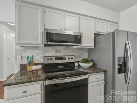 1077 Sardis Cove Drive Charlotte NC 28270