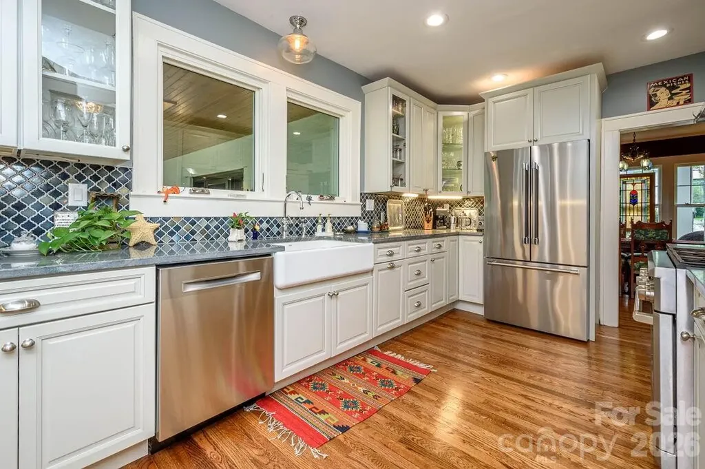 832 4th Avenue W Hendersonville NC 28739