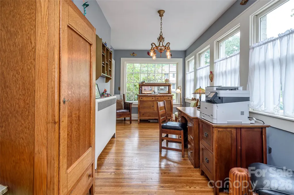 832 4th Avenue W Hendersonville NC 28739