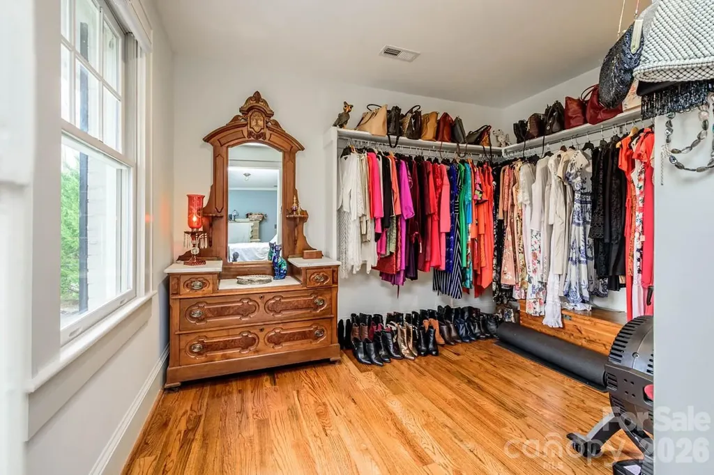 832 4th Avenue W Hendersonville NC 28739