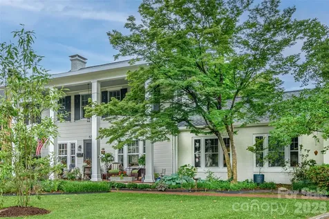 832 4th Avenue W Hendersonville NC 28739
