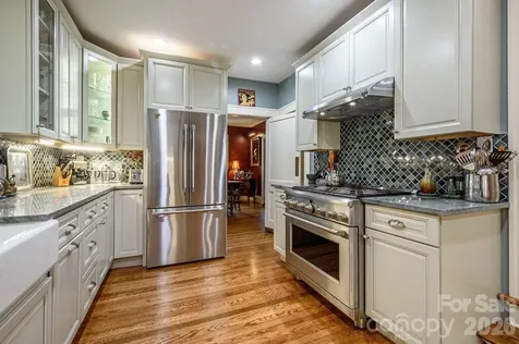 832 4th Avenue W Hendersonville NC 28739