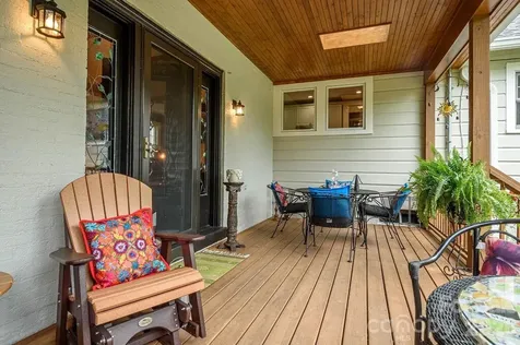 832 4th Avenue W Hendersonville NC 28739