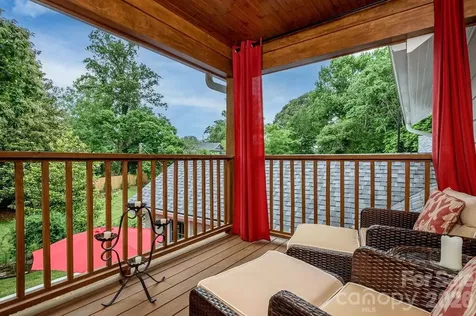 832 4th Avenue W Hendersonville NC 28739