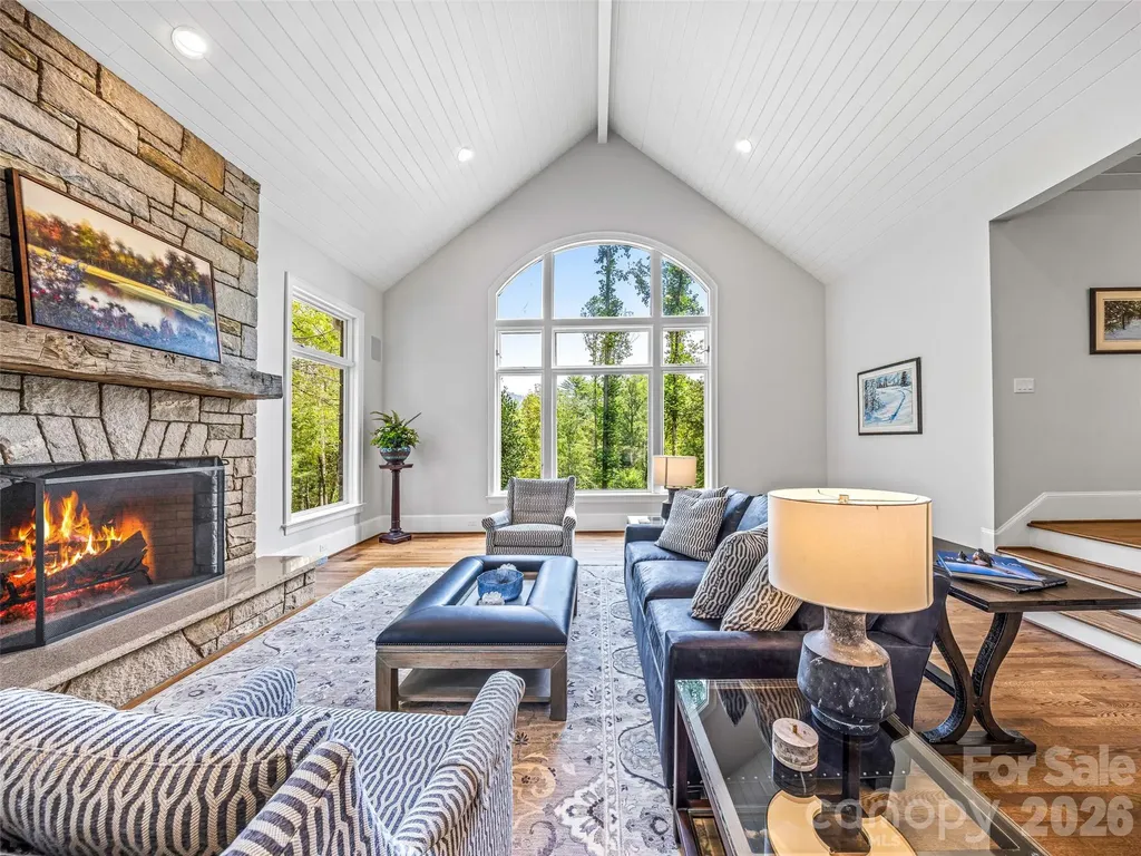 4 Cedar Hill Drive Asheville NC 28803