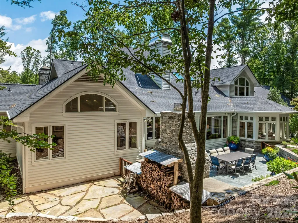 4 Cedar Hill Drive Asheville NC 28803
