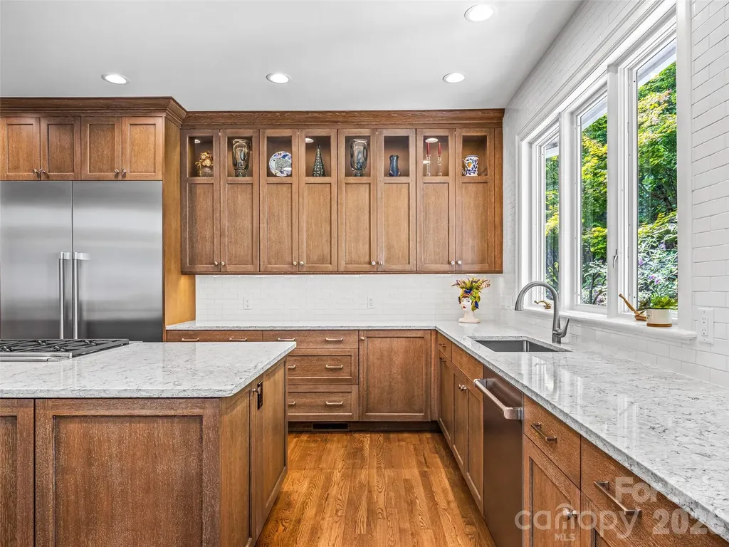 4 Cedar Hill Drive Asheville NC 28803