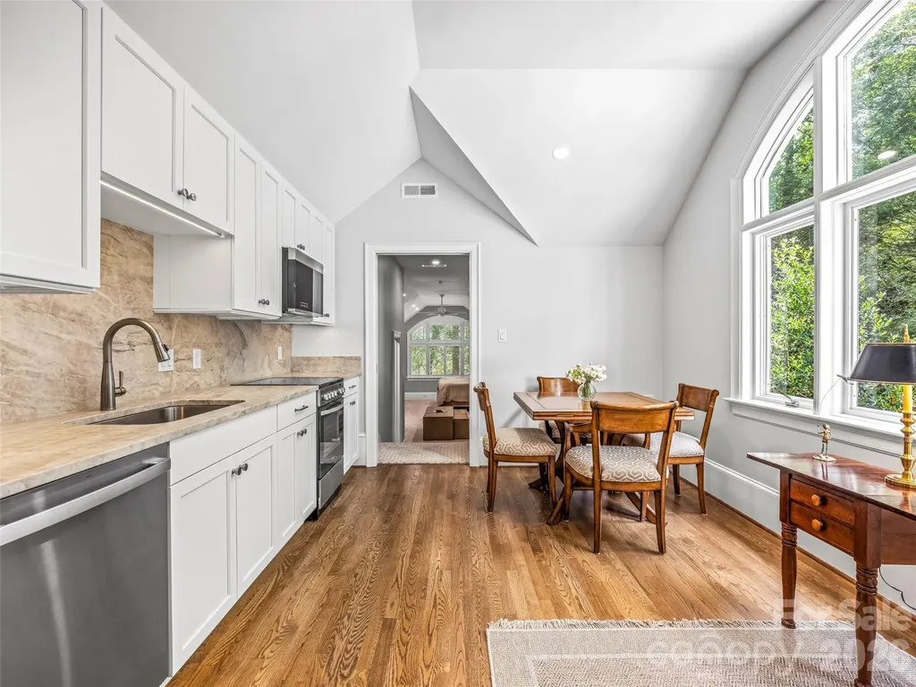 4 Cedar Hill Drive Asheville NC 28803