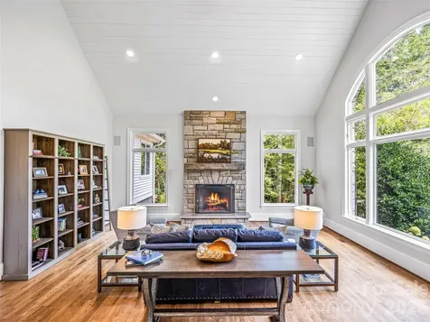 4 Cedar Hill Drive Asheville NC 28803