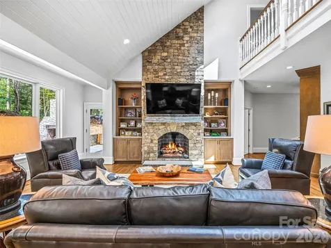 4 Cedar Hill Drive Asheville NC 28803