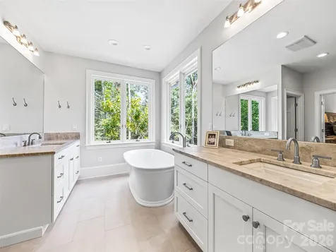4 Cedar Hill Drive Asheville NC 28803
