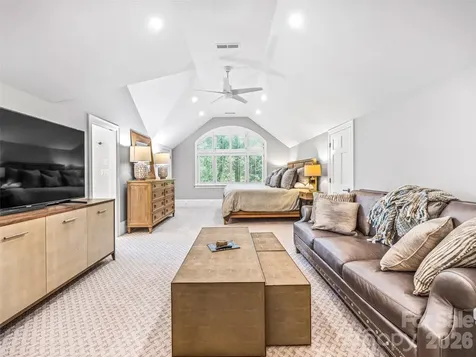 4 Cedar Hill Drive Asheville NC 28803
