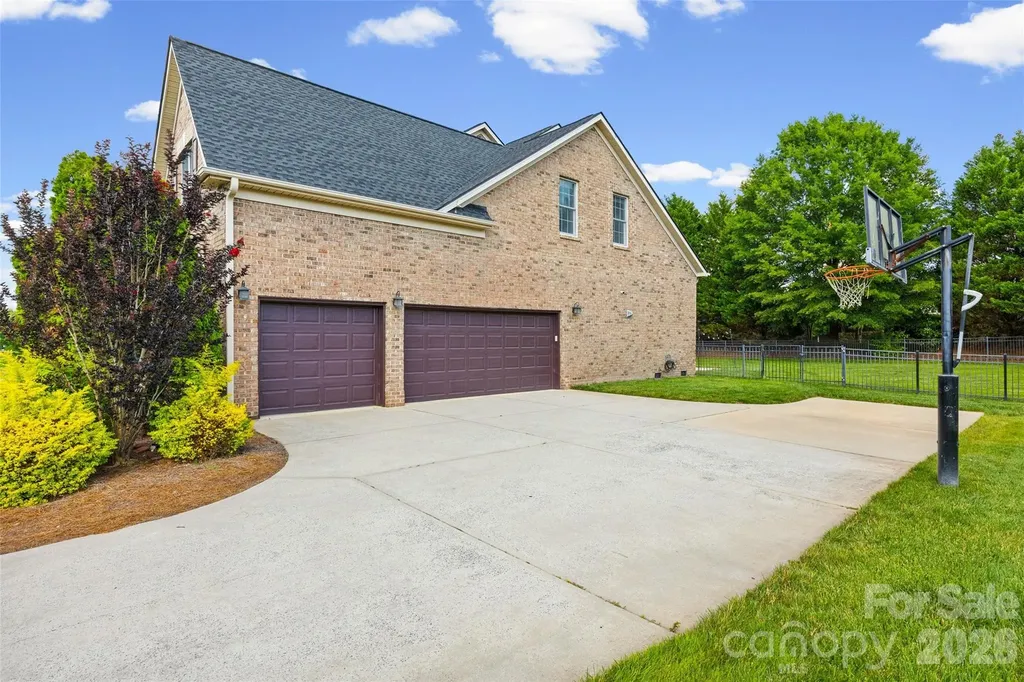 117 Turkey Hunt Court Marvin NC 28173