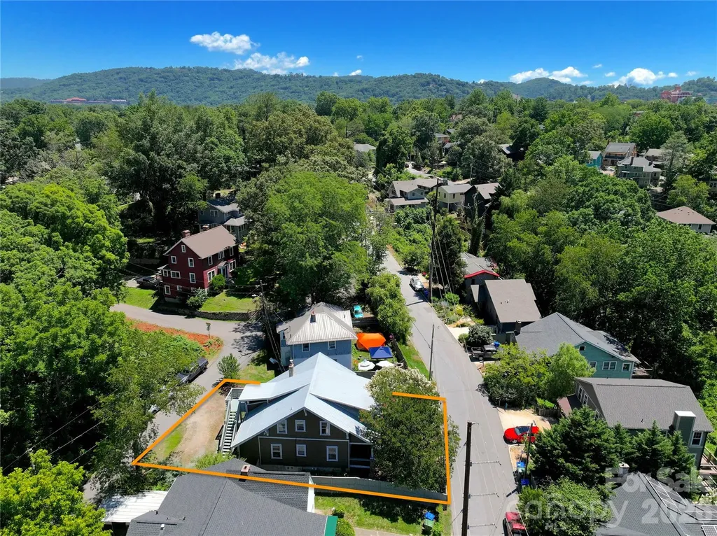 102 Courtland Avenue Asheville NC 28801