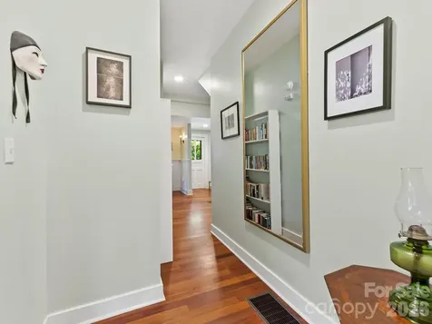 102 Courtland Avenue Asheville NC 28801