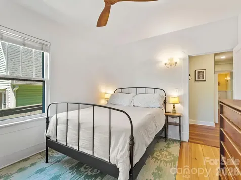 102 Courtland Avenue Asheville NC 28801
