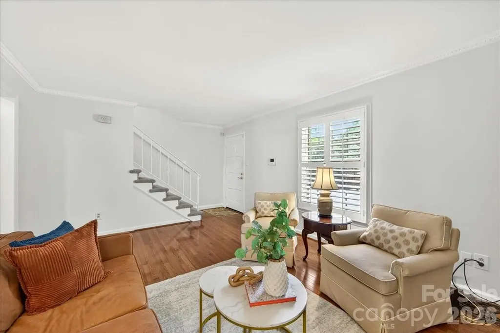 2229 Rexford Road Charlotte NC 28211
