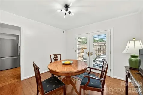 2229 Rexford Road Charlotte NC 28211