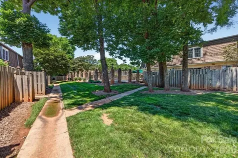 2229 Rexford Road Charlotte NC 28211