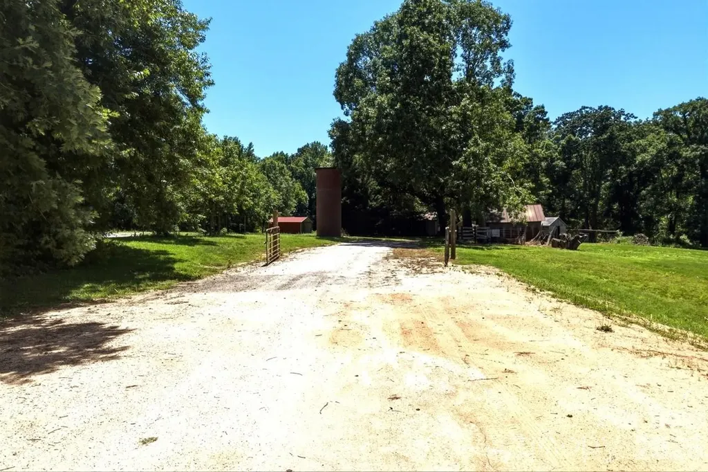 3443 Tryon Courthouse Road Cherryville NC 28021