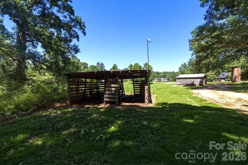3443 Tryon Courthouse Road Cherryville NC 28021