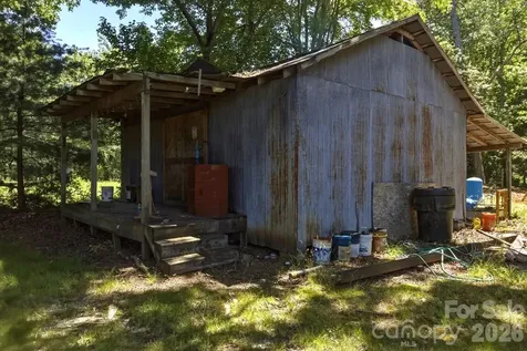 3443 Tryon Courthouse Road Cherryville NC 28021
