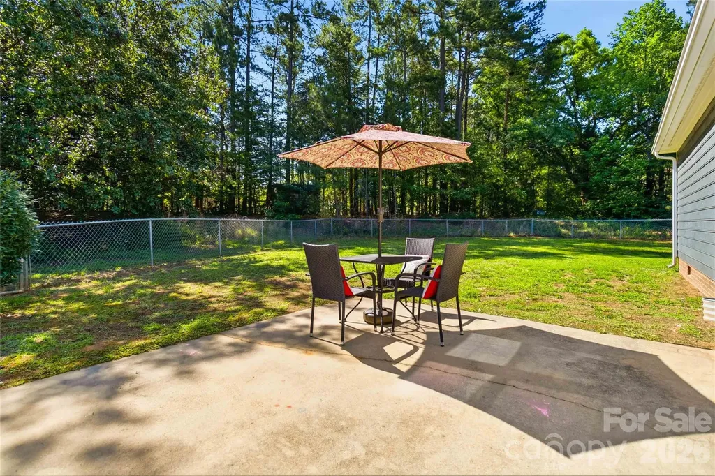 717 Peregrine Court Gastonia NC 28056