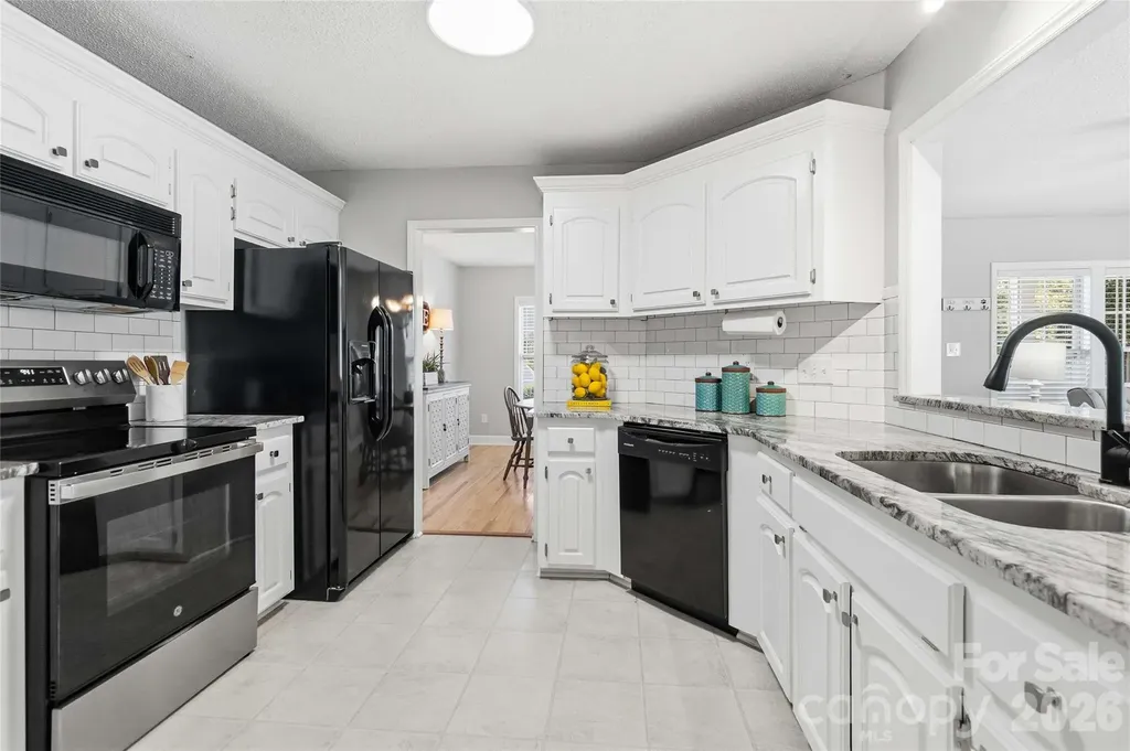 717 Peregrine Court Gastonia NC 28056