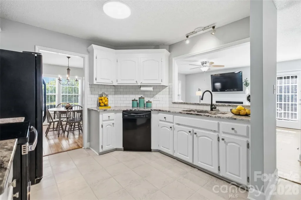 717 Peregrine Court Gastonia NC 28056